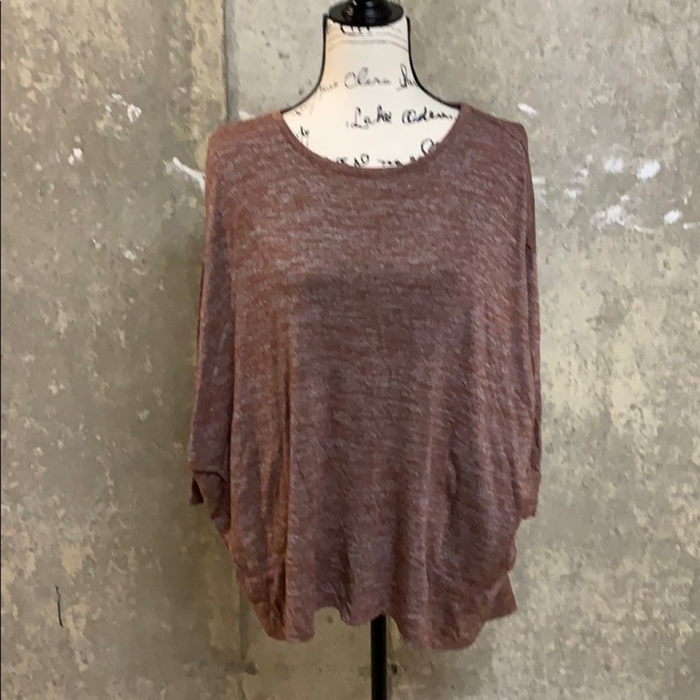 Logo Lori Goldstein Top